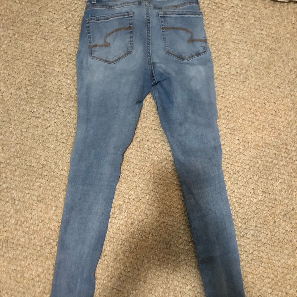 JEANS - Picture 3 of 4